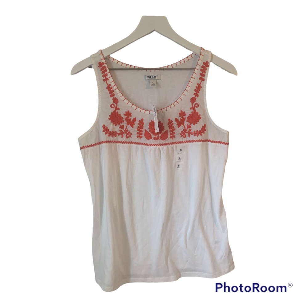 NWT size Large Old Navy embroidered tank top